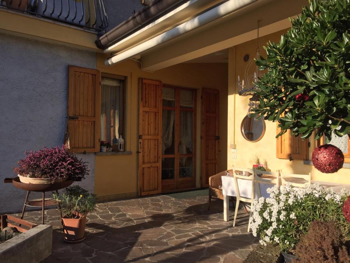 B&B Da Giusy Corte Franca Exterior foto